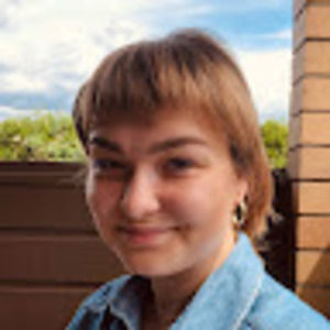 Meet your Posher, Emily jayne may